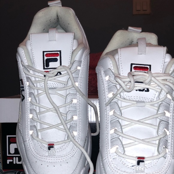 White FILA’s - Picture 2 of 3